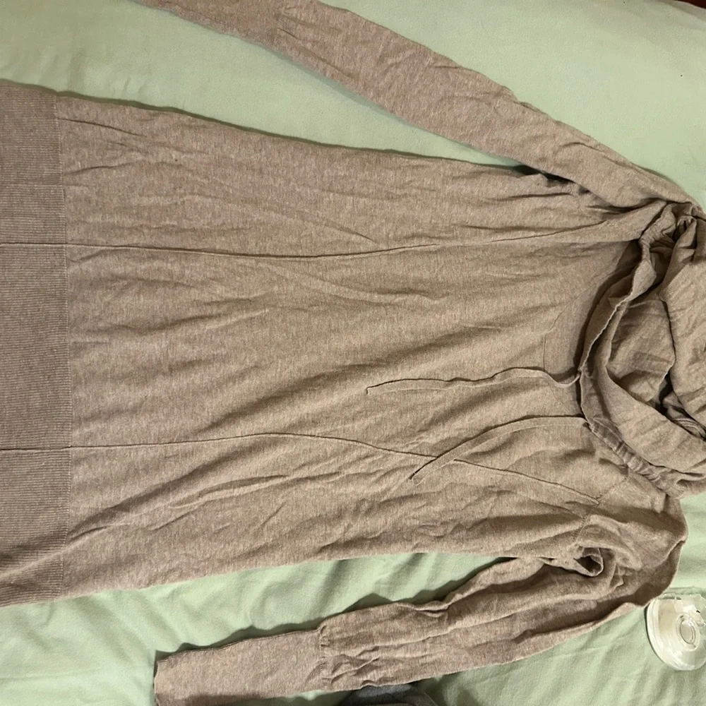 Moda tan tunic - Picture 2 of 5